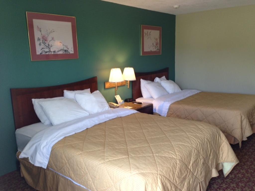Mid Ohio Inn Bellville Room photo